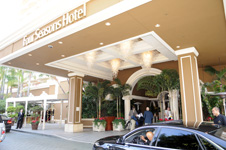 Four Seasons Hotel Beverly Hills Los Angeles California Chandeliers